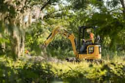 Excavators, Mini Excavators, 301.7 CR image 2.