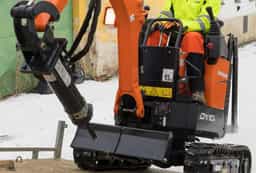 Excavators, Mini Excavators, DX10Z image 4.
