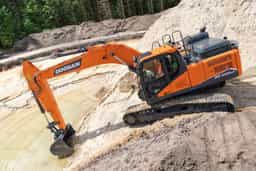 Excavators, Medium Excavators, DX235LC-7 image 3.