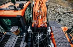 Excavators, Large Excavators, DX380LC-7K image 3.